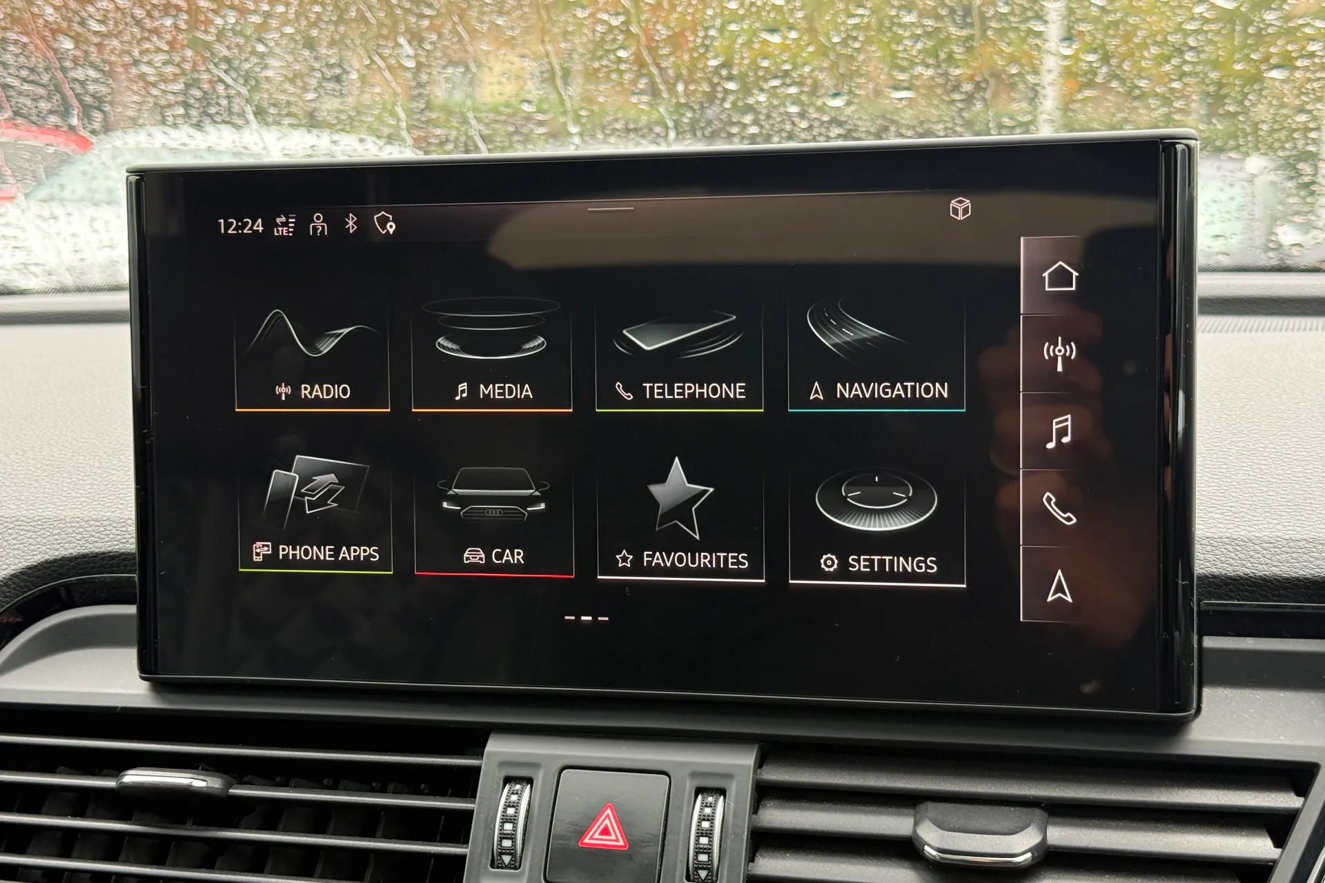 Audi Q5 thumbnail image number 19