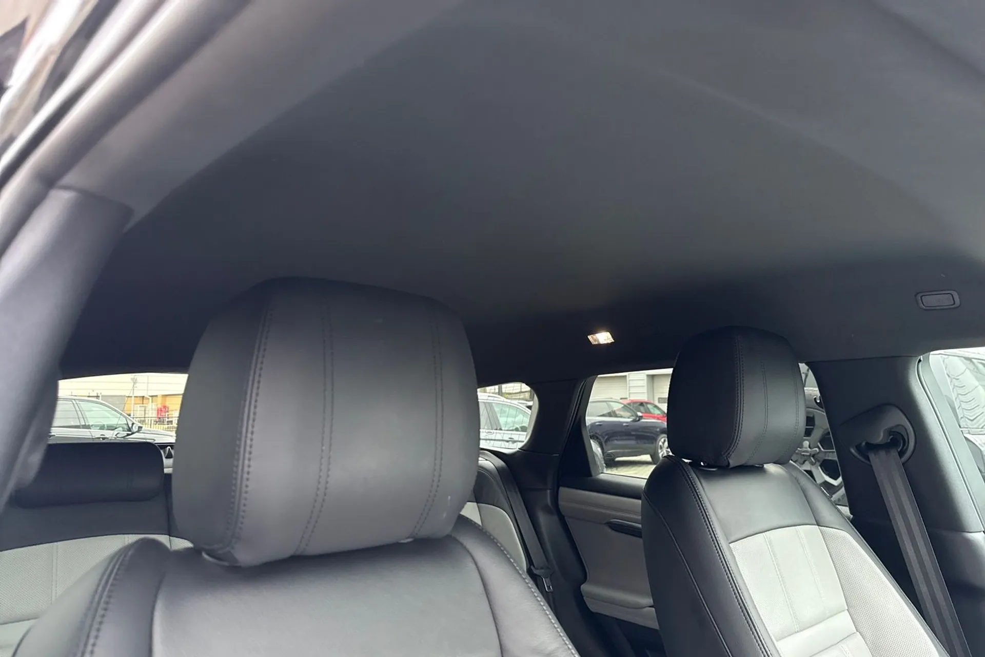 LAND ROVER RANGE ROVER EVOQUE thumbnail image number 9