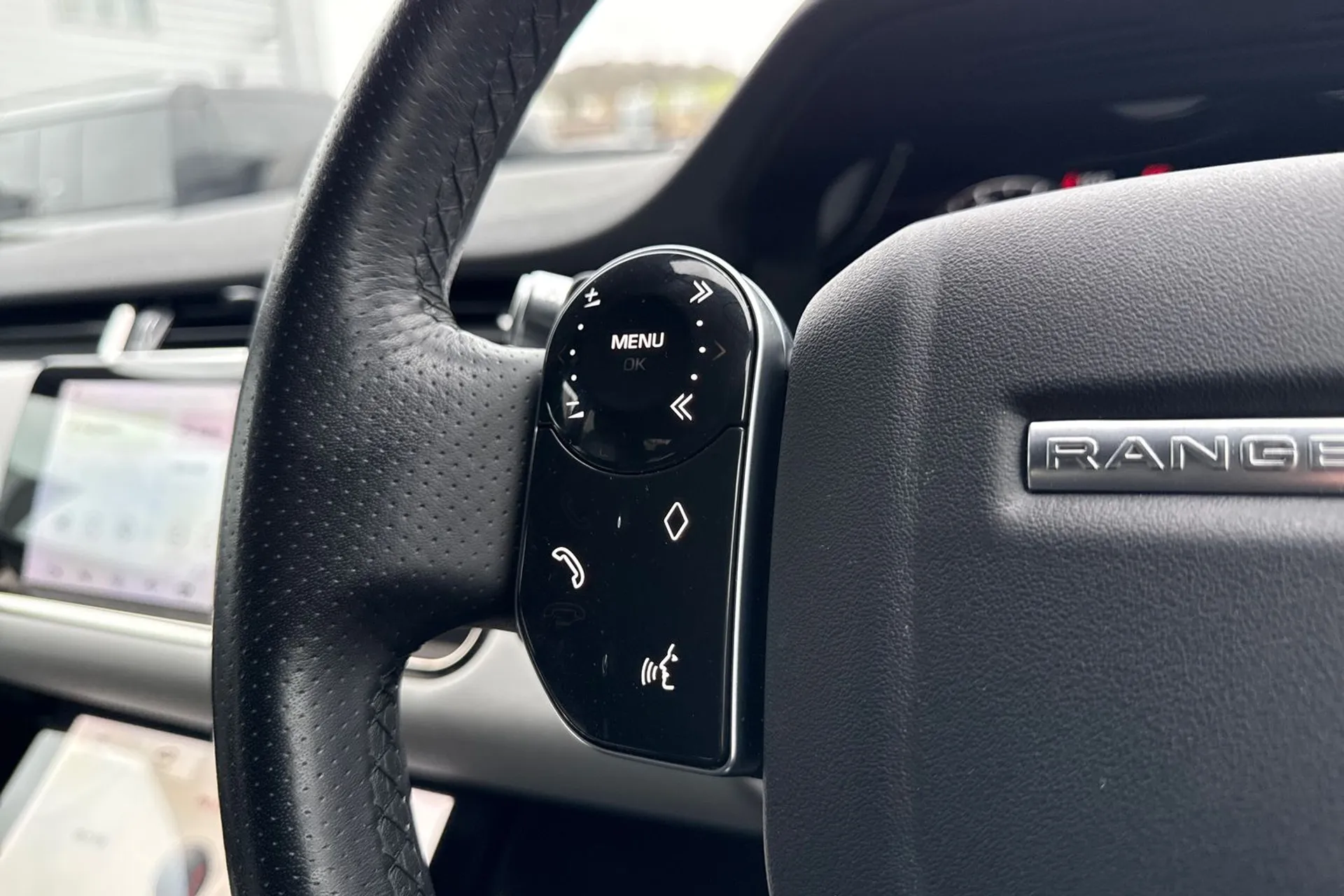 LAND ROVER RANGE ROVER EVOQUE thumbnail image number 45