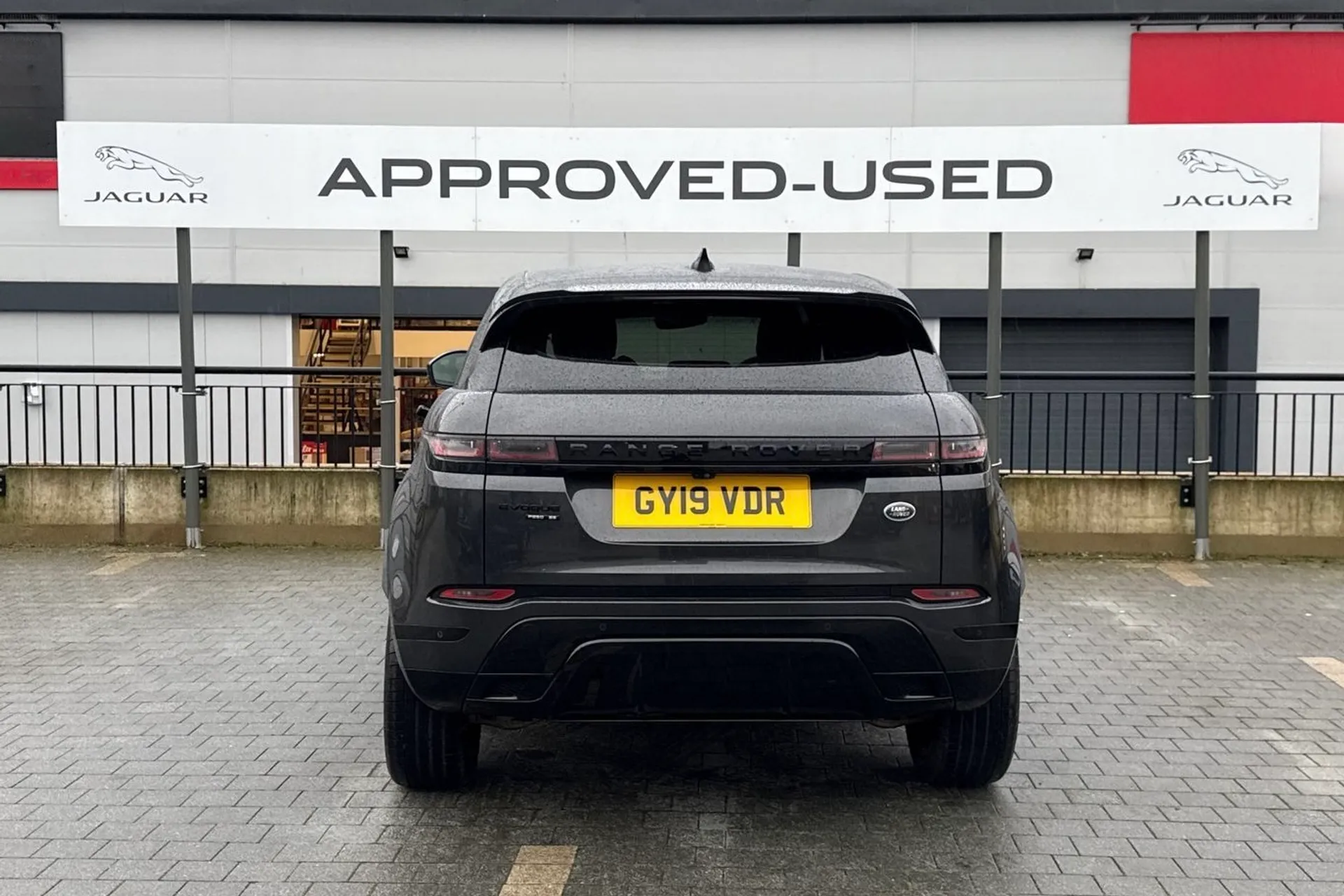 LAND ROVER RANGE ROVER EVOQUE thumbnail image number 8