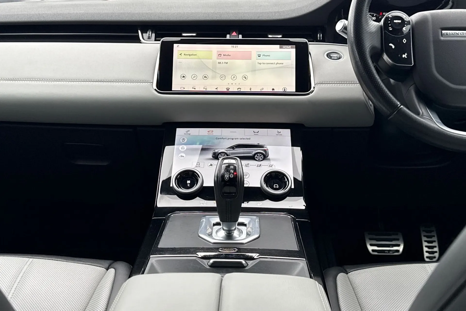 LAND ROVER RANGE ROVER EVOQUE thumbnail image number 44