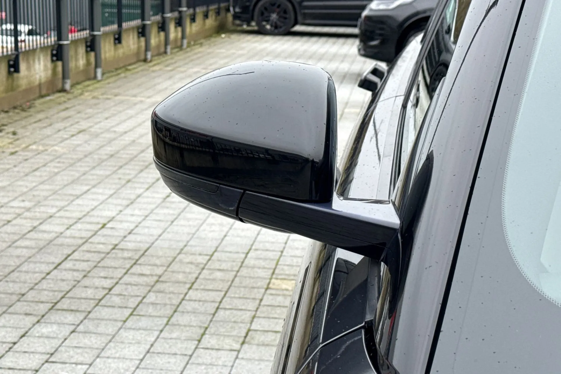 LAND ROVER RANGE ROVER EVOQUE thumbnail image number 24