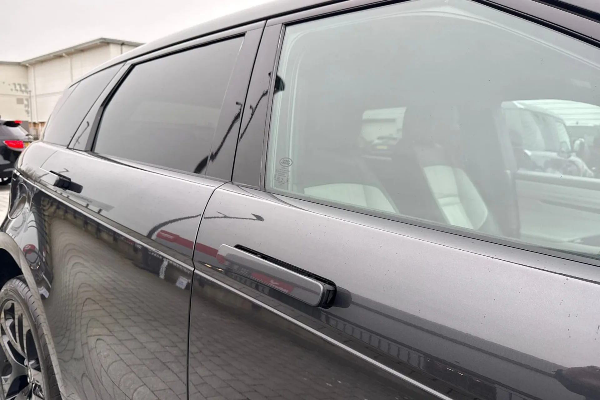 LAND ROVER RANGE ROVER EVOQUE thumbnail image number 21