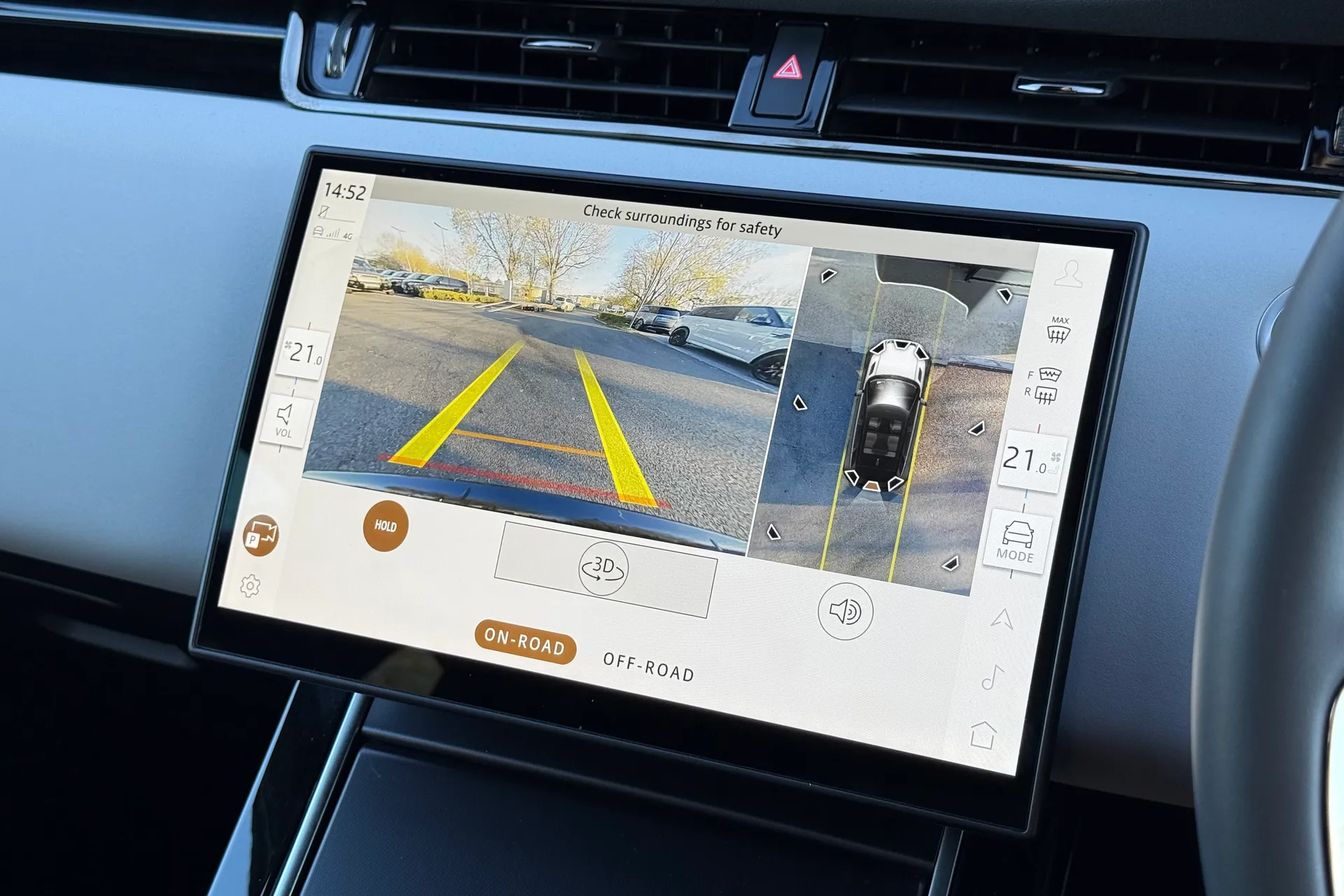 LAND ROVER RANGE ROVER EVOQUE thumbnail image number 11