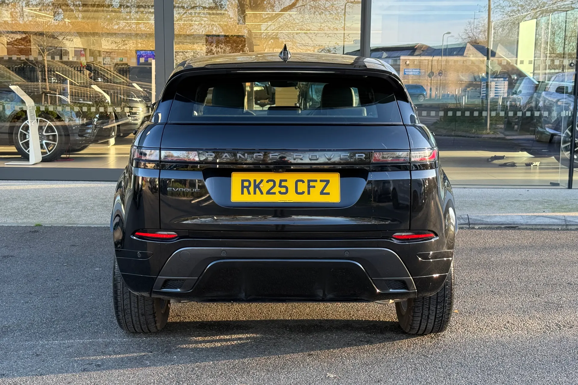 LAND ROVER RANGE ROVER EVOQUE thumbnail image number 6