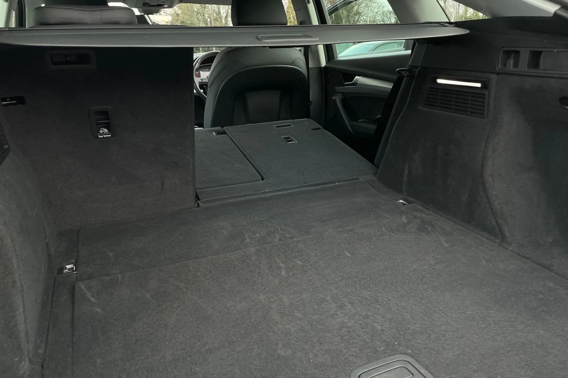 Audi Q5 thumbnail image number 20