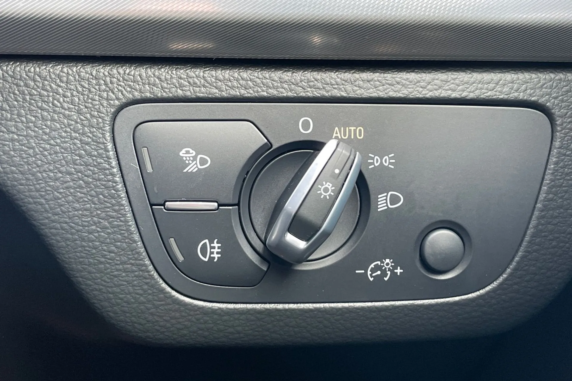 Audi Q5 thumbnail image number 55