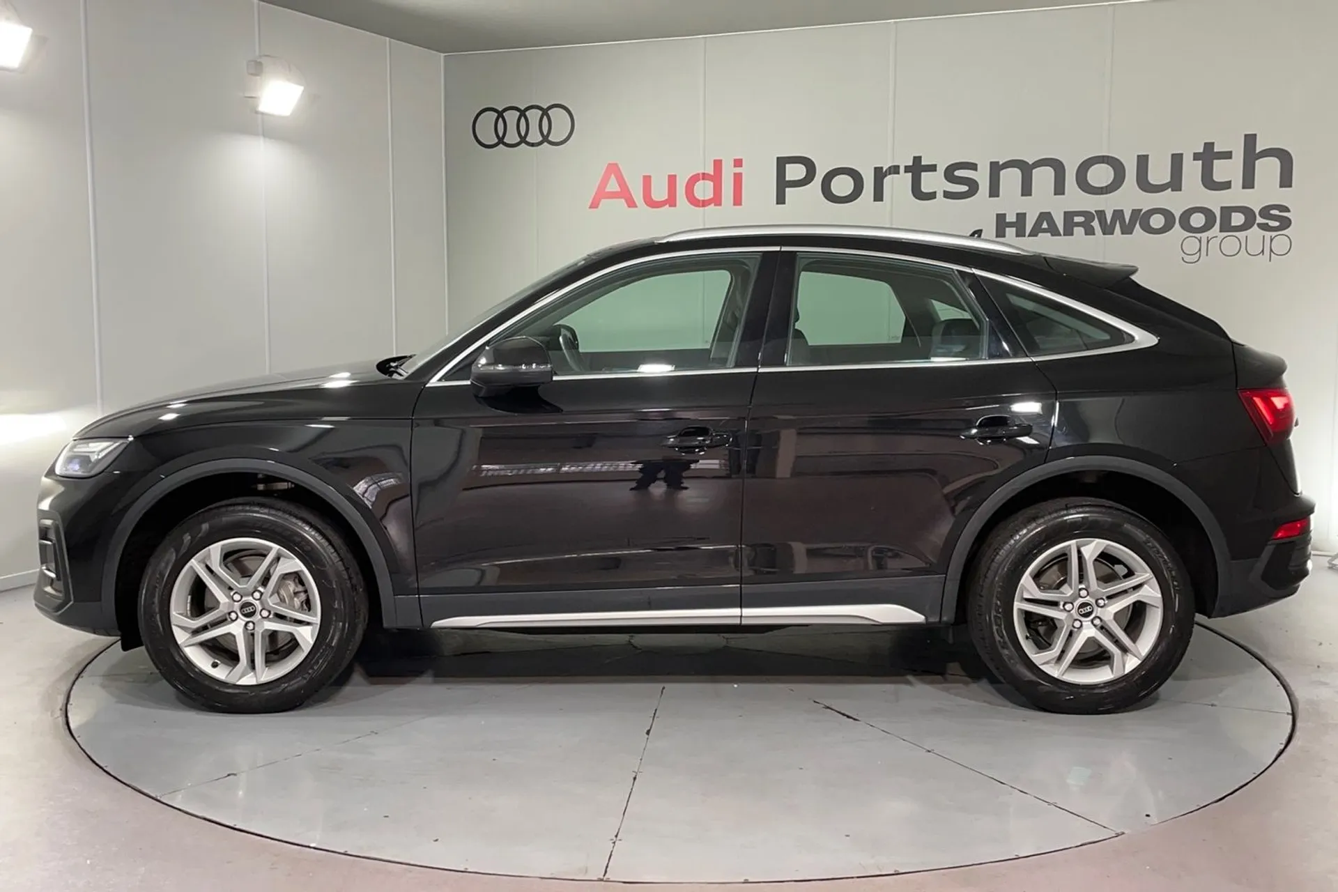 Audi Q5 thumbnail image number 12