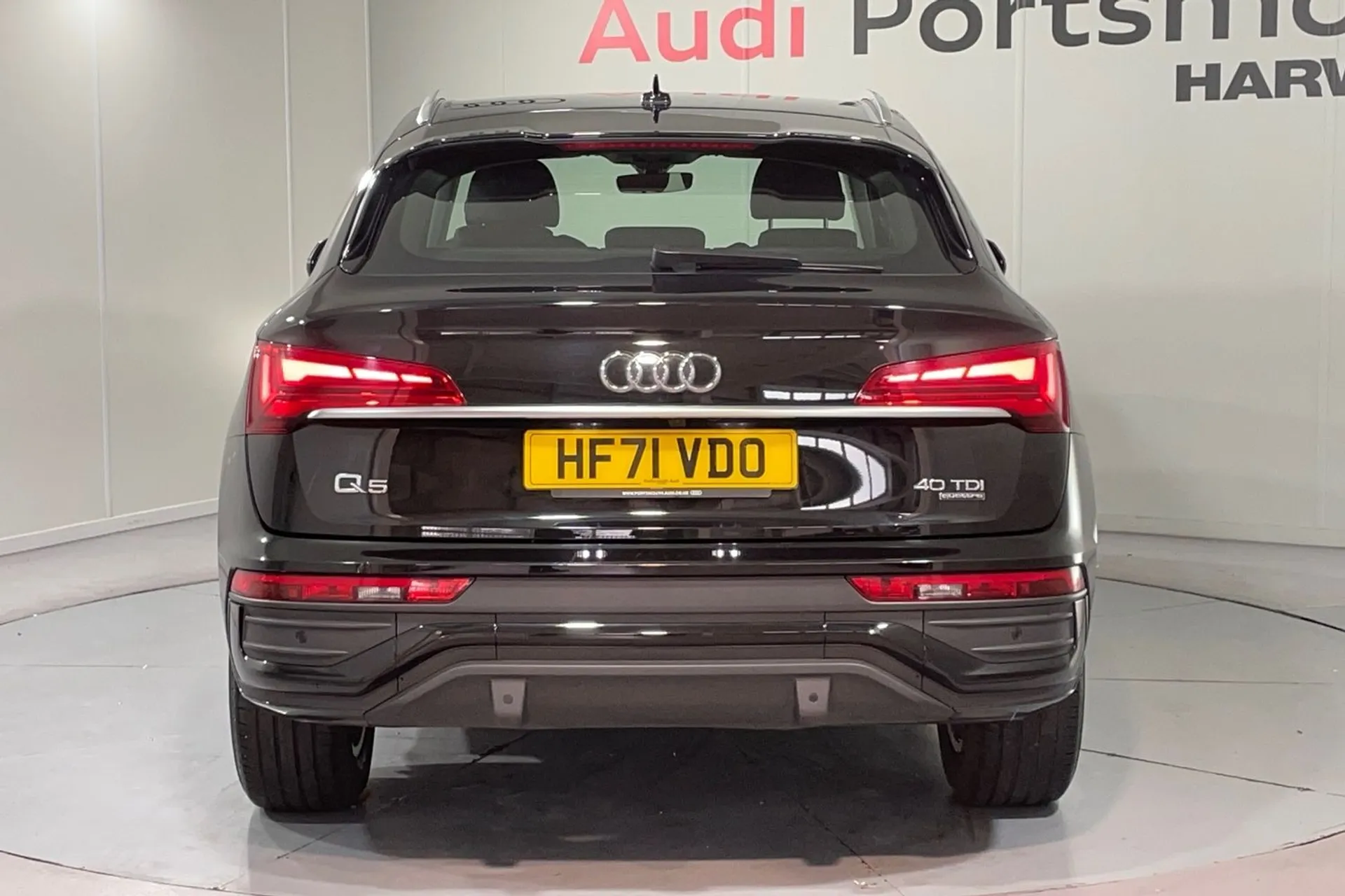 Audi Q5 thumbnail image number 9