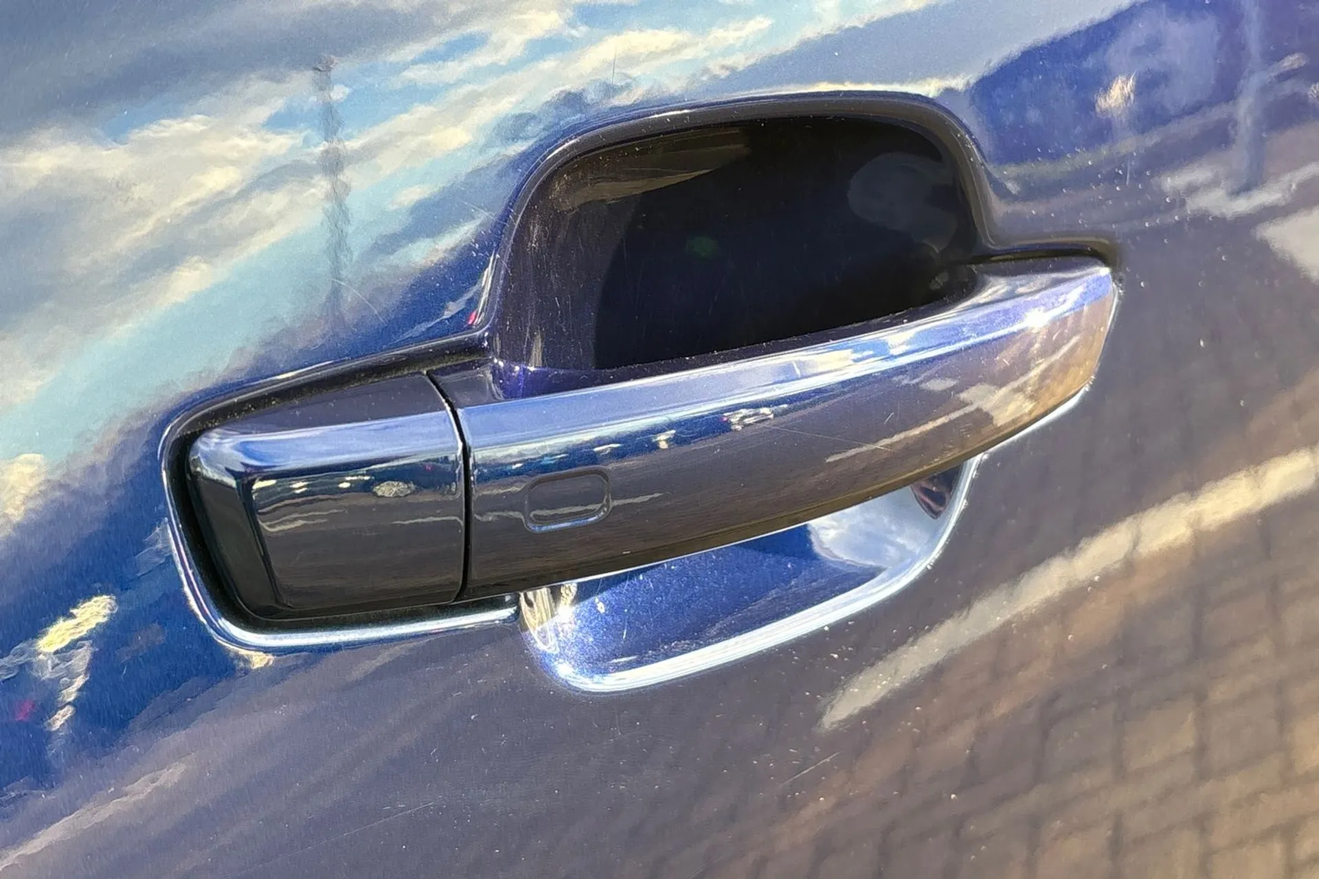 Audi Q2 thumbnail image number 15
