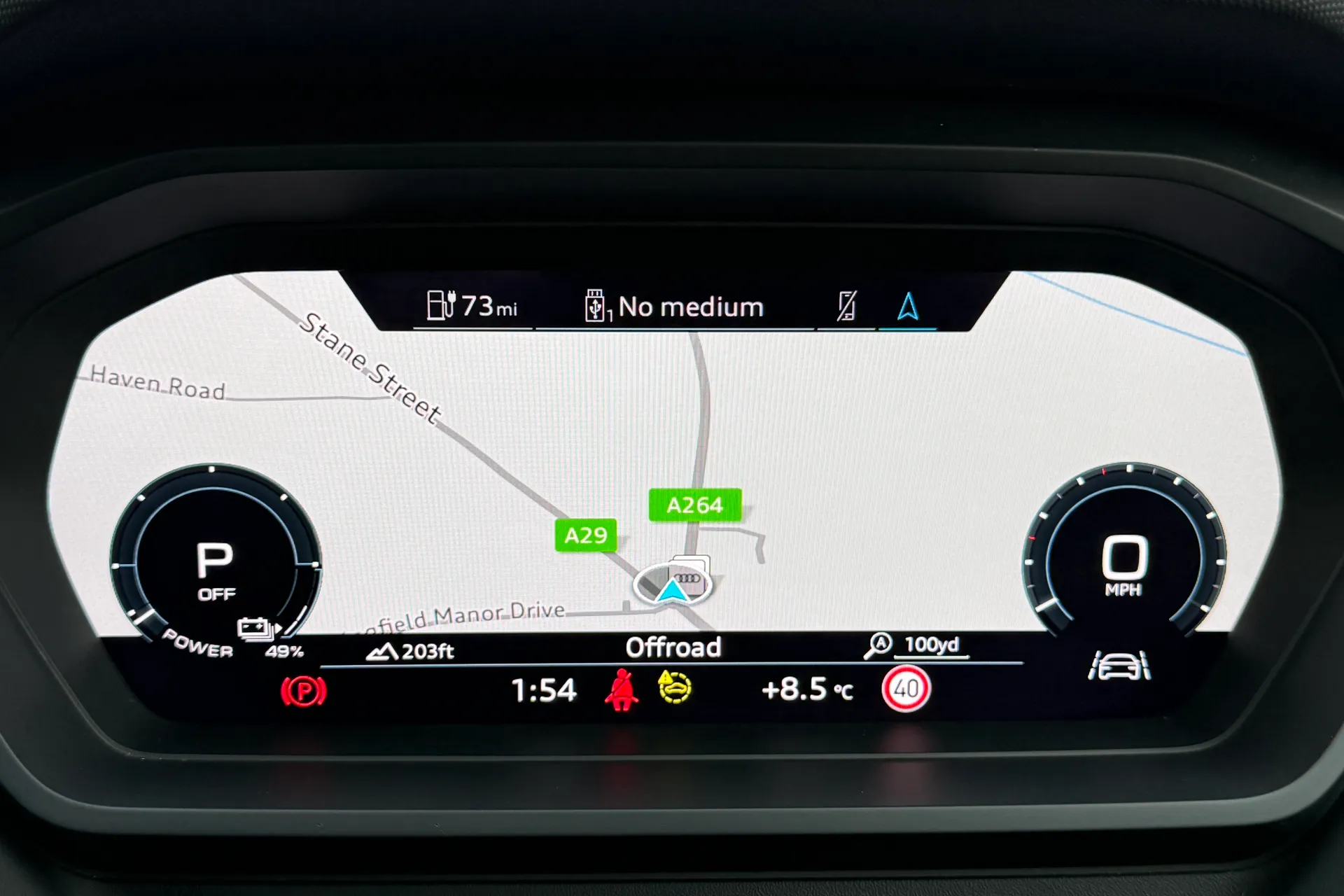 Audi Q4 thumbnail image number 12