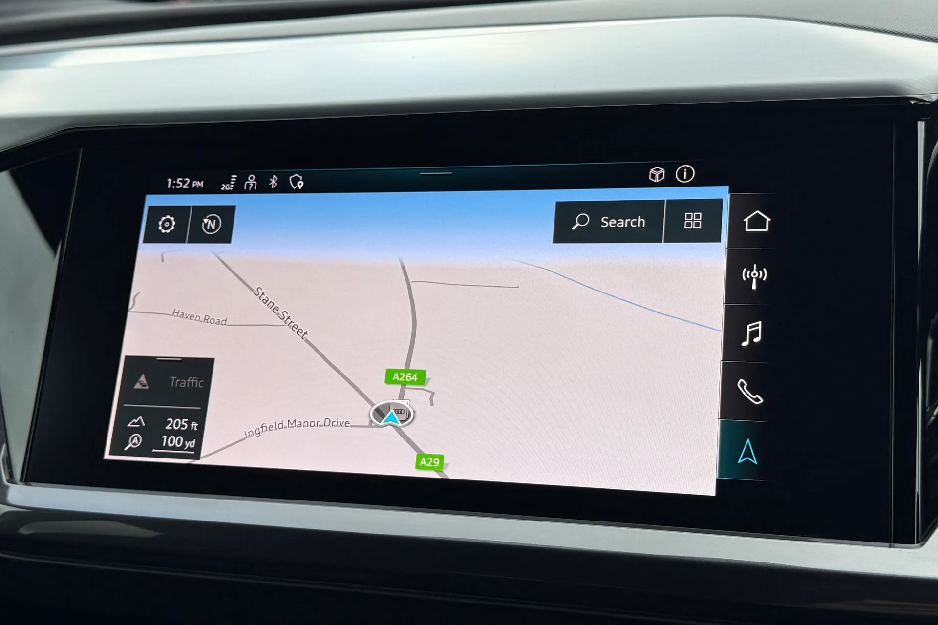 Audi Q4 thumbnail image number 4