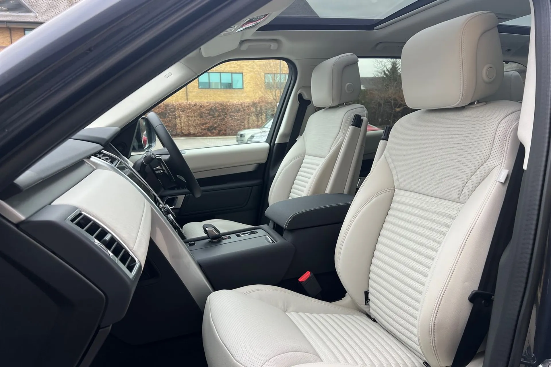 LAND ROVER DISCOVERY thumbnail image number 52