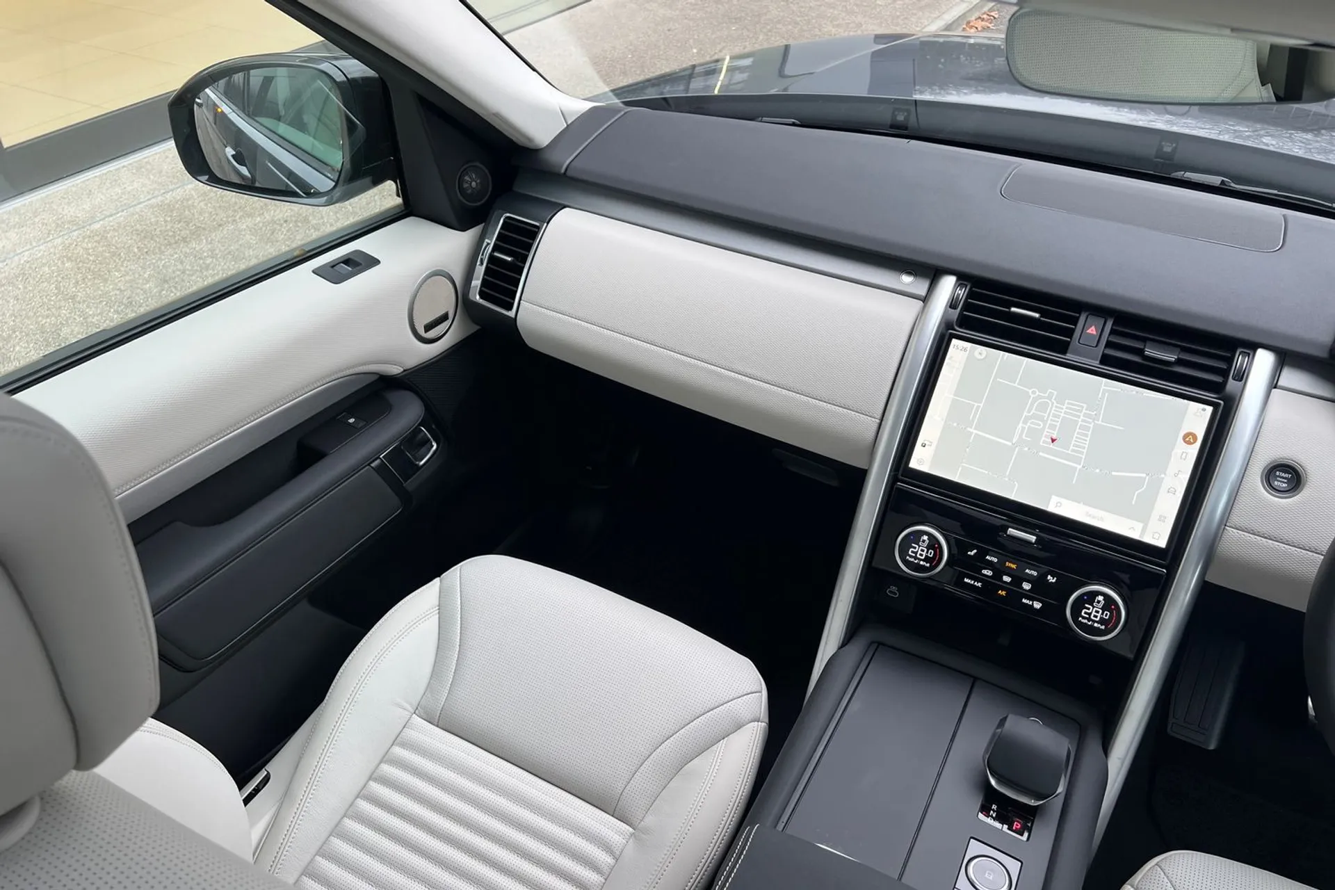 LAND ROVER DISCOVERY thumbnail image number 21