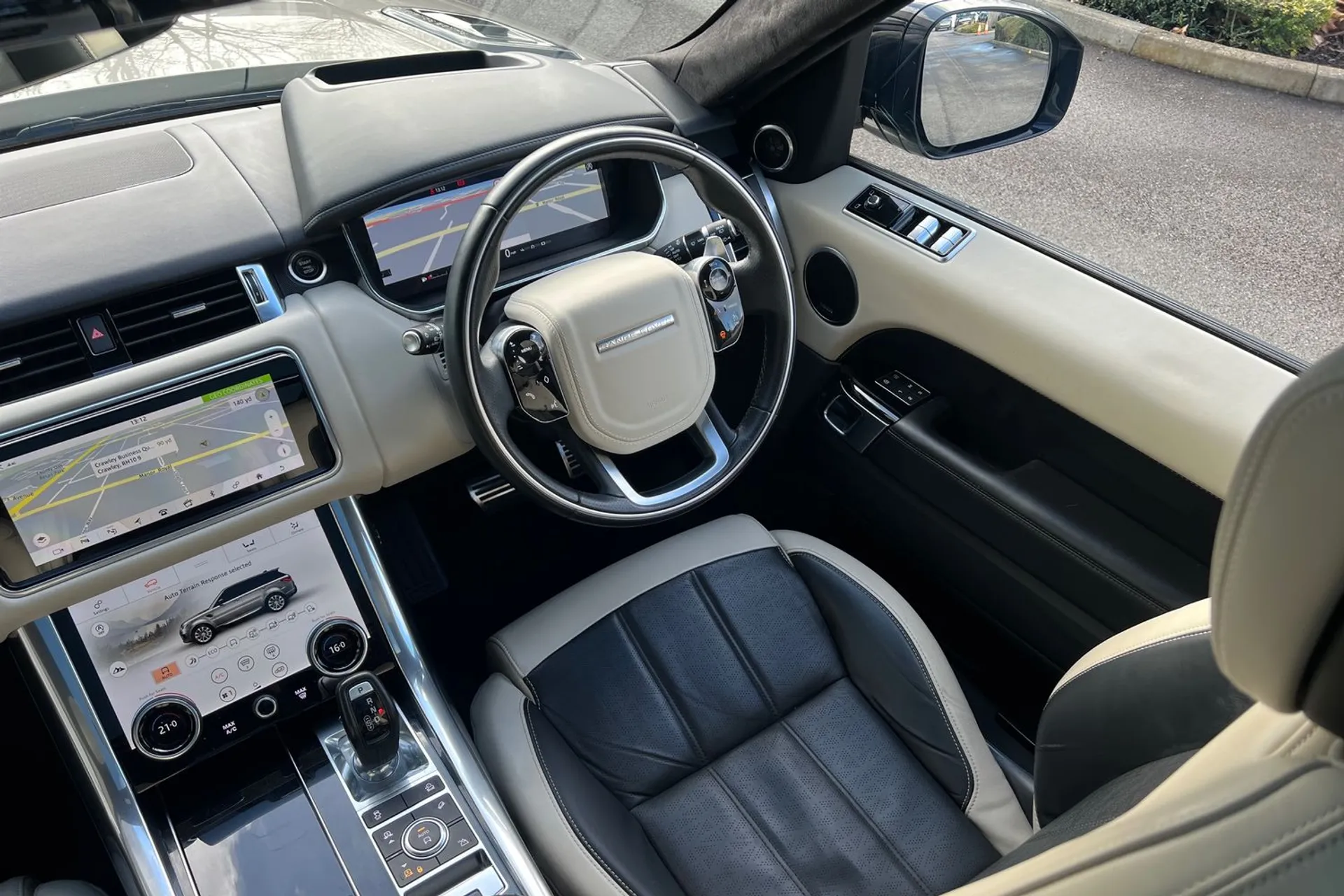 LAND ROVER RANGE ROVER SPORT thumbnail image number 29