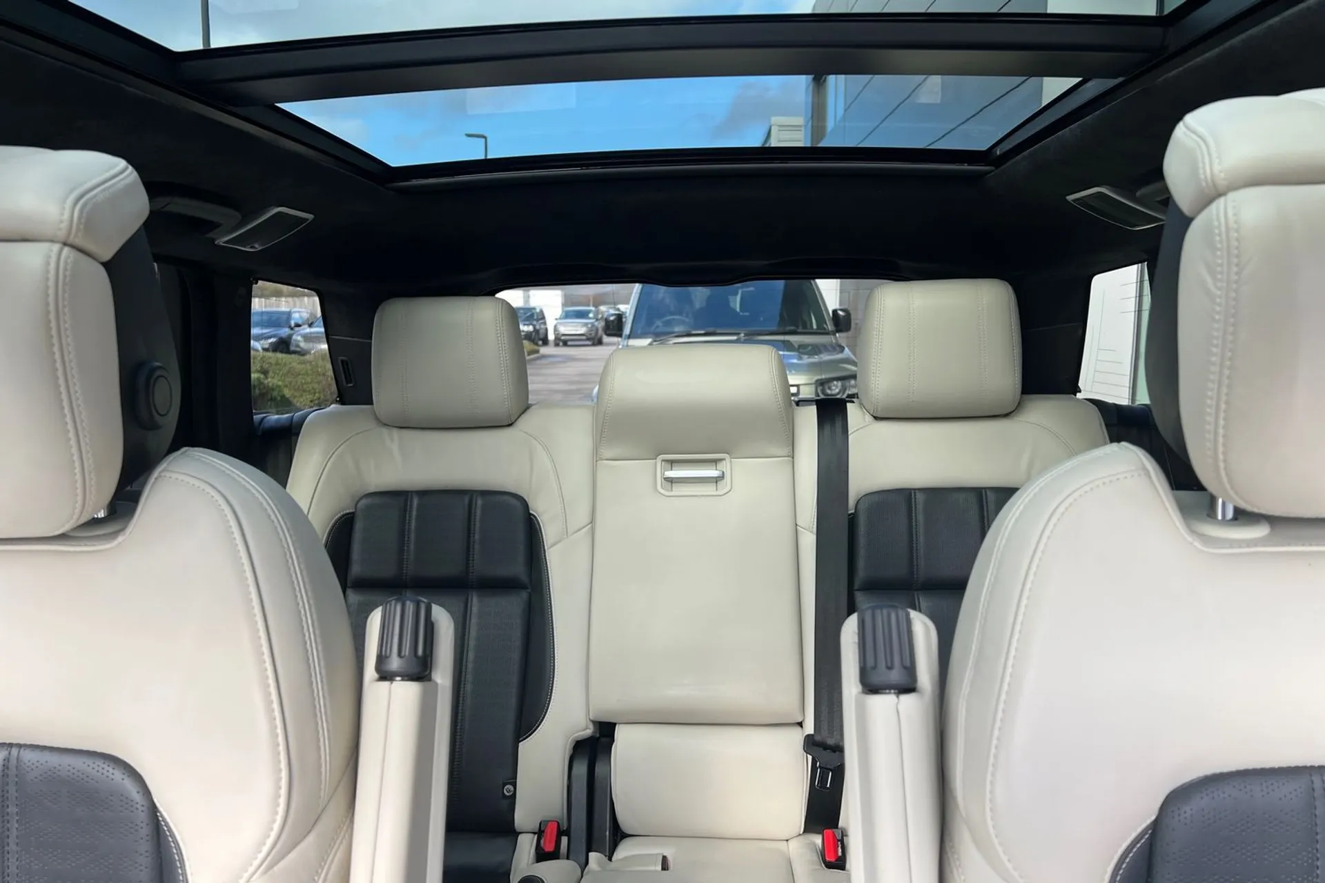 LAND ROVER RANGE ROVER SPORT thumbnail image number 38