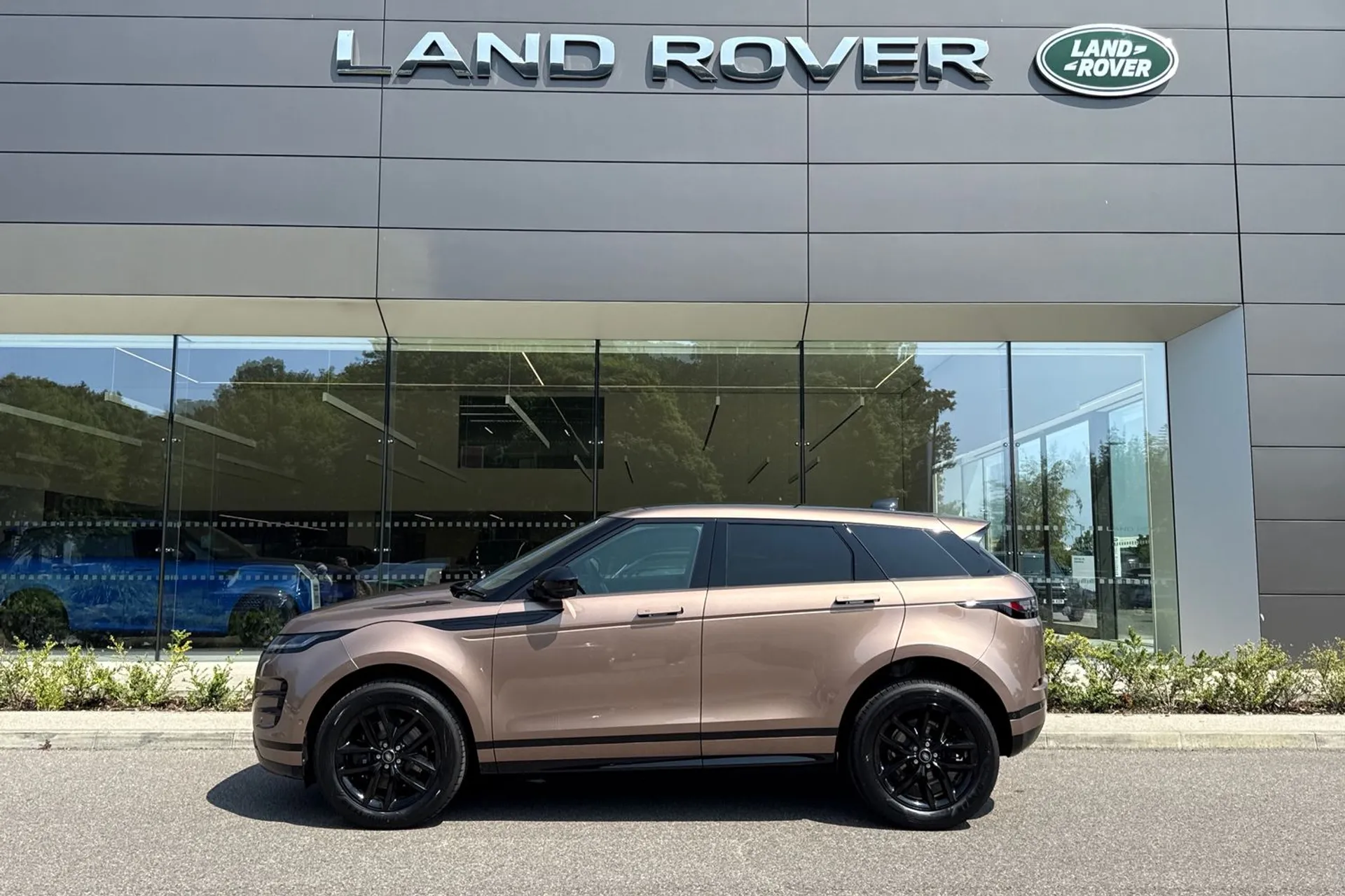 LAND ROVER RANGE ROVER EVOQUE thumbnail image number 8