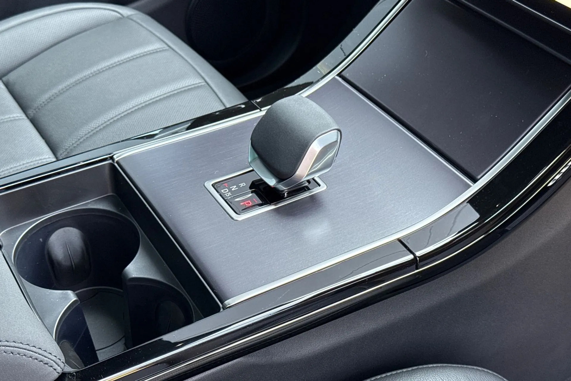 LAND ROVER RANGE ROVER EVOQUE thumbnail image number 26