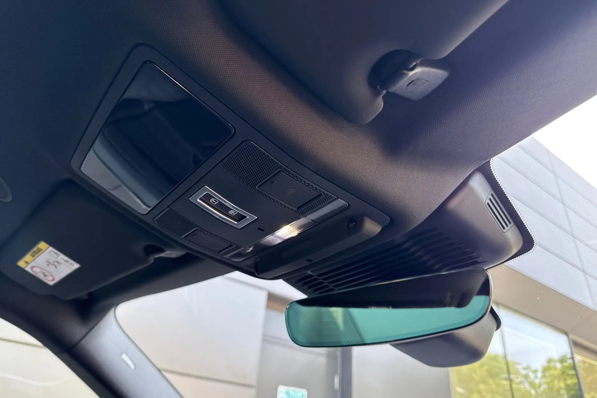 LAND ROVER RANGE ROVER EVOQUE thumbnail image number 28