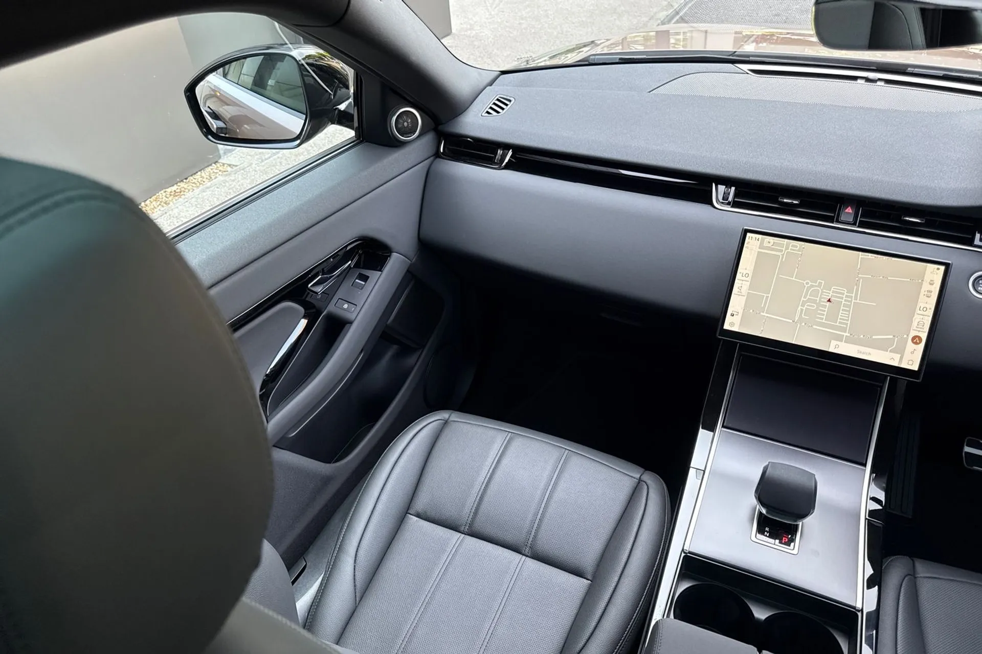 LAND ROVER RANGE ROVER EVOQUE thumbnail image number 25