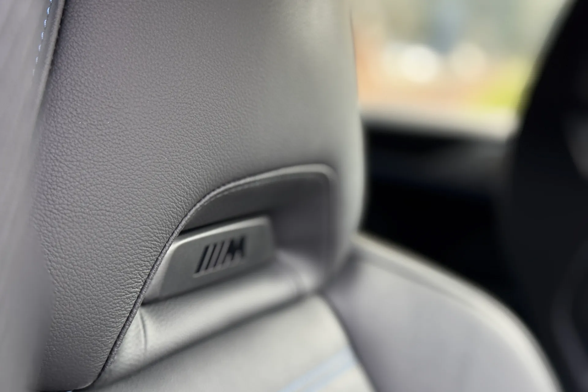 BMW I4 thumbnail image number 5