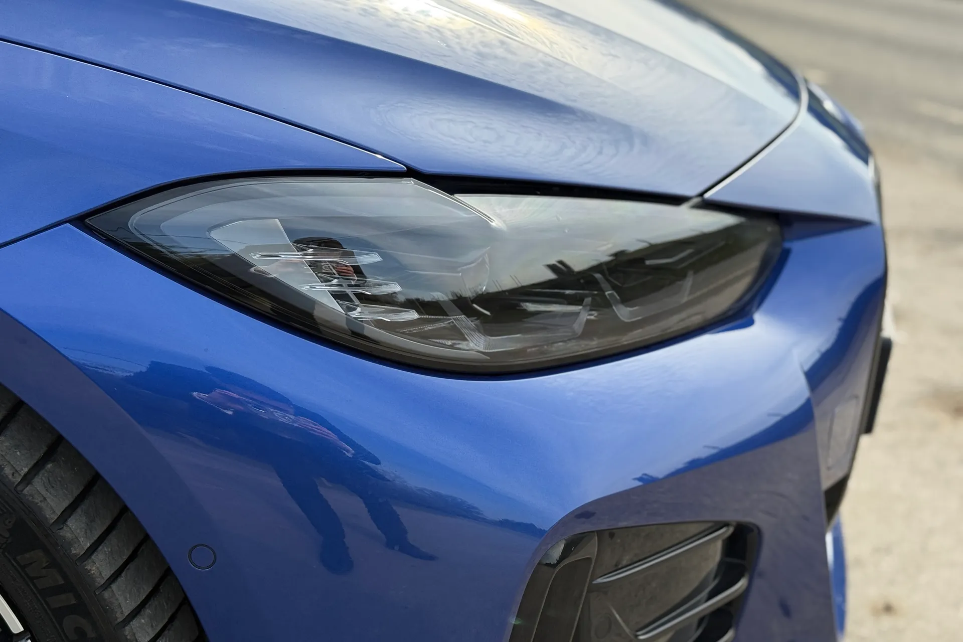 BMW I4 thumbnail image number 19