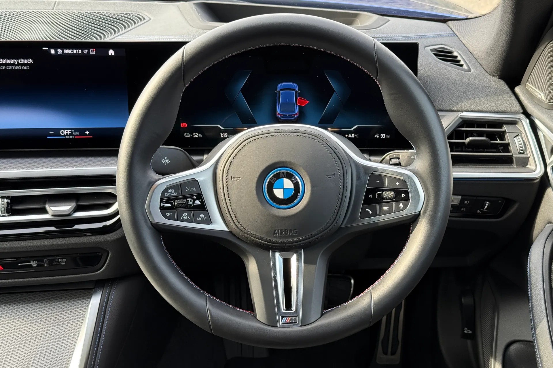 BMW I4 thumbnail image number 37