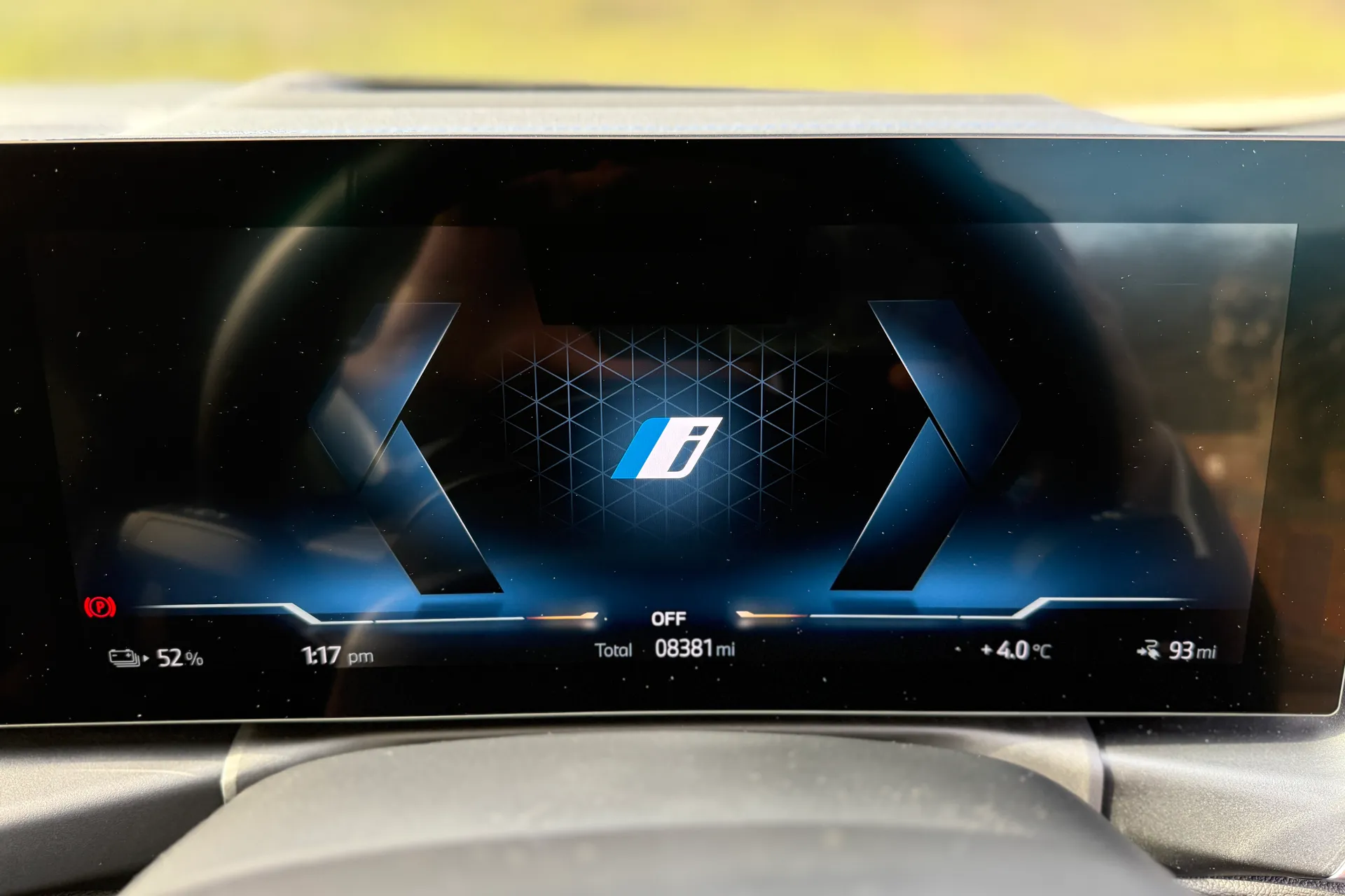 BMW I4 thumbnail image number 28