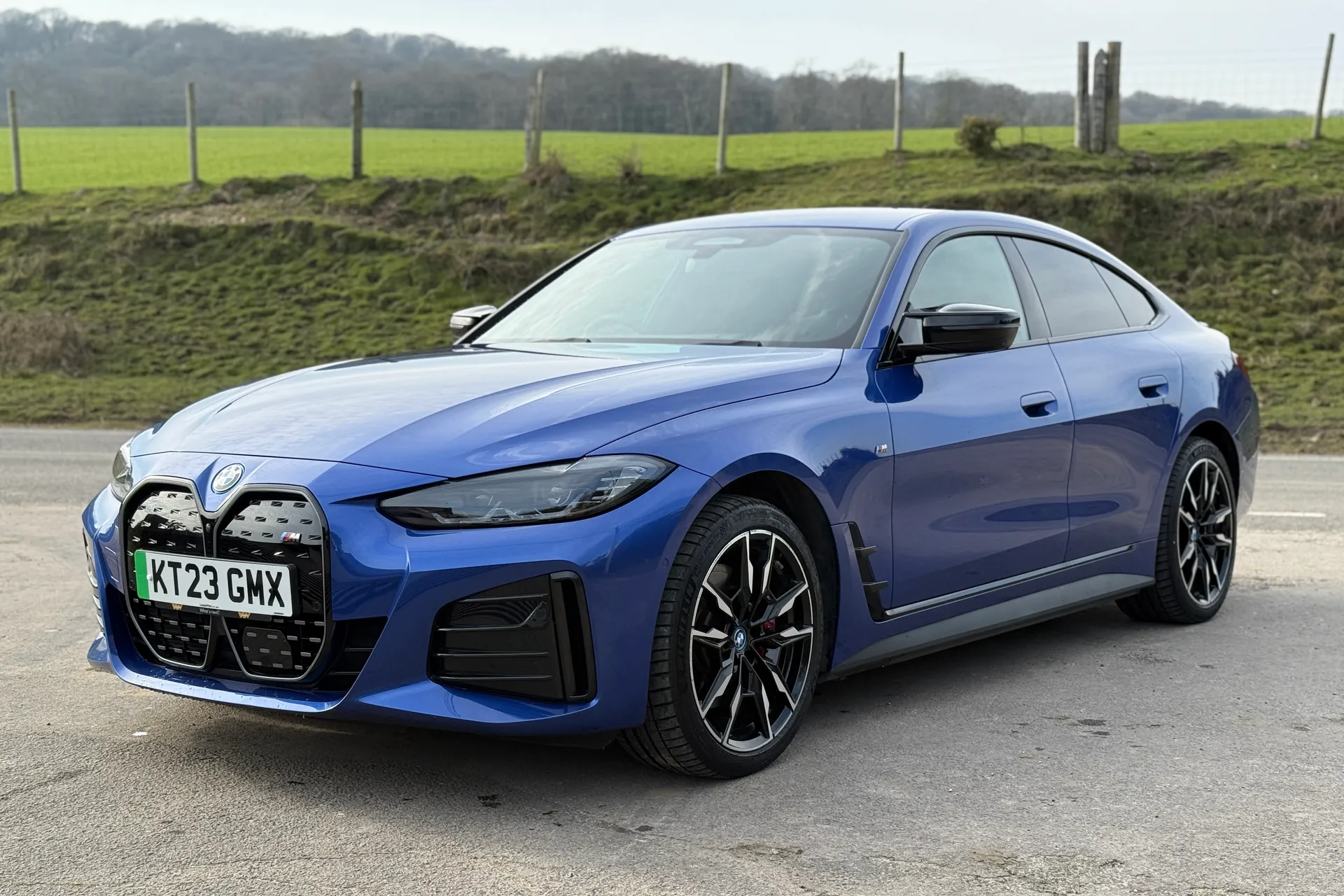 BMW I4 thumbnail image number 11