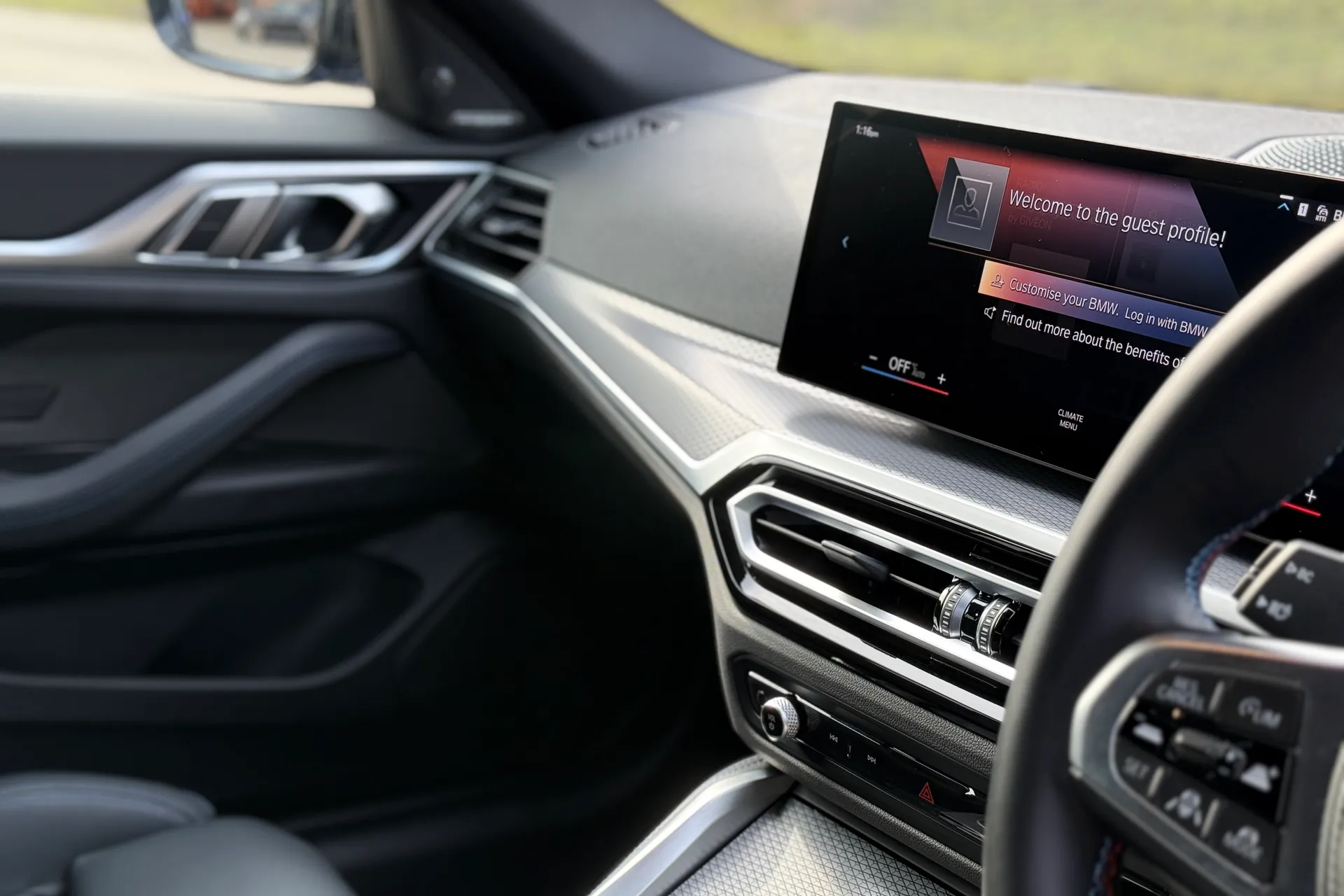 BMW I4 thumbnail image number 27