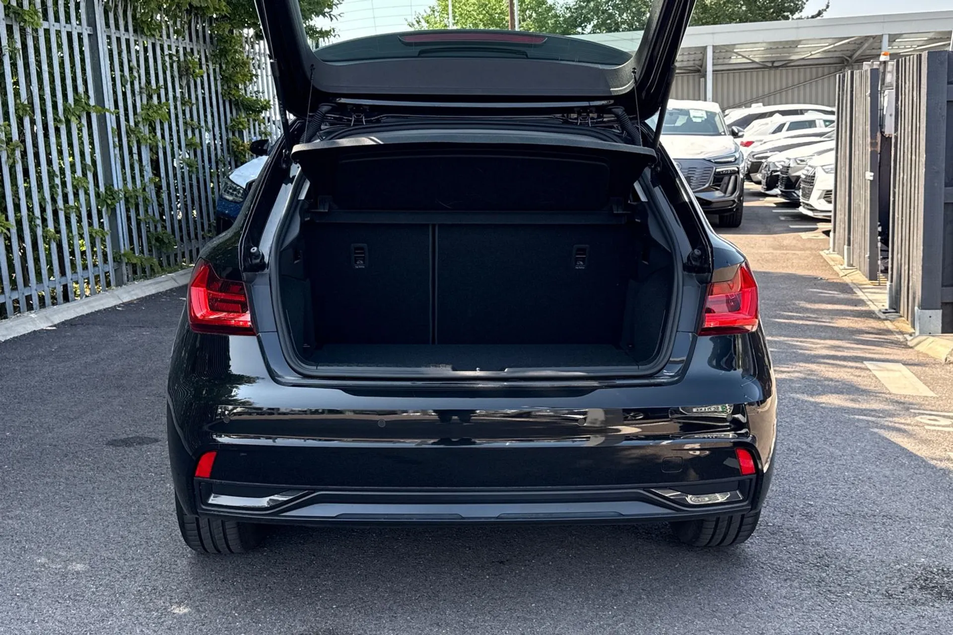 Audi A1 thumbnail image number 18