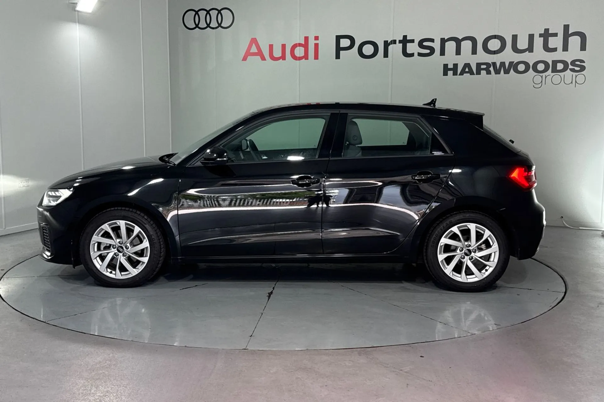 Audi A1 thumbnail image number 9