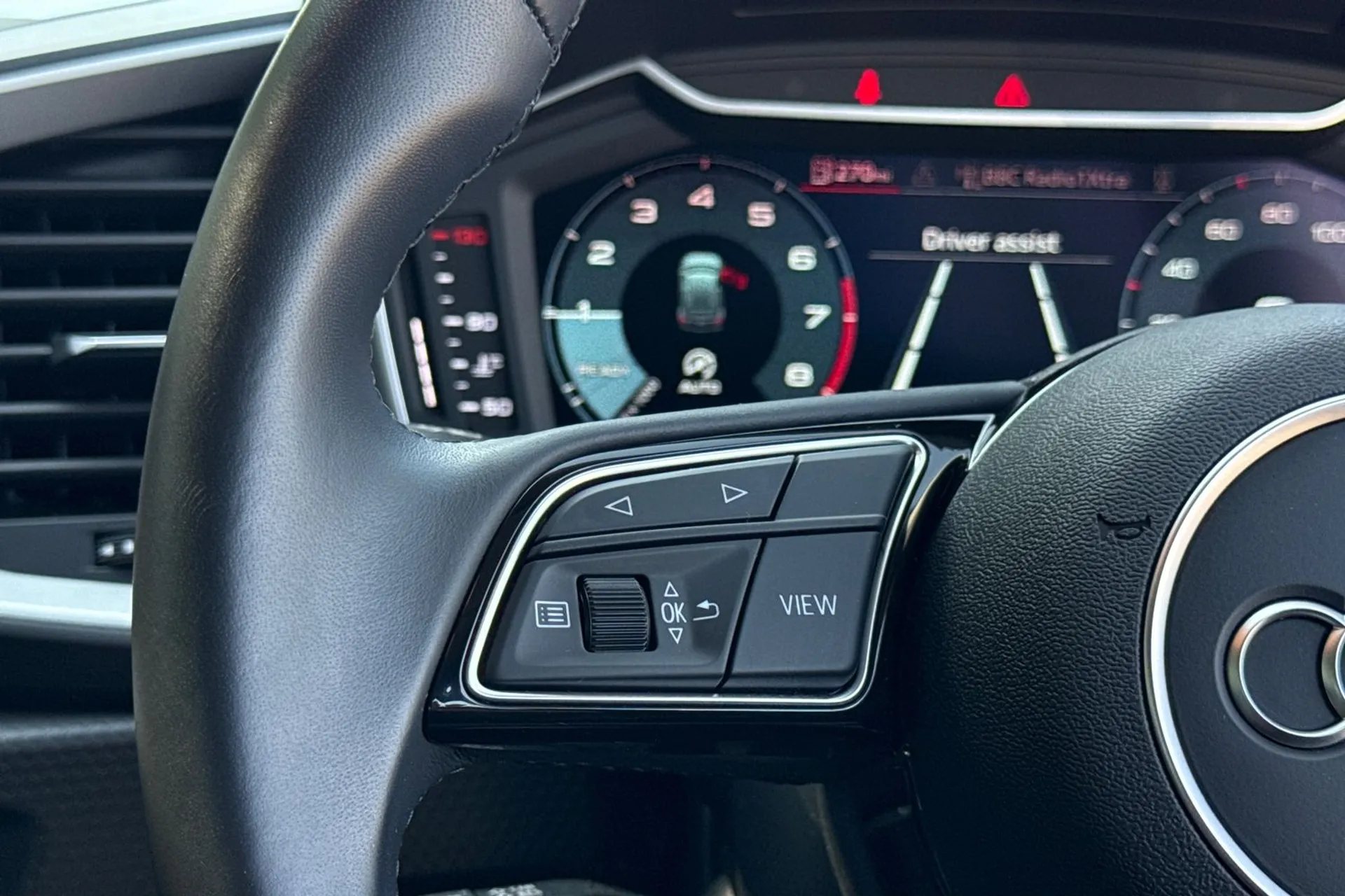 Audi A1 thumbnail image number 36