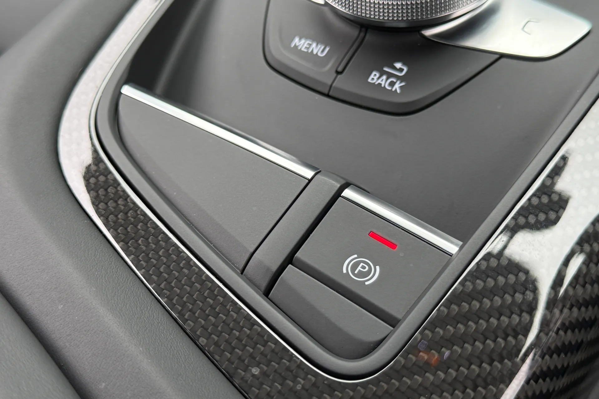 Audi R8 thumbnail image number 45