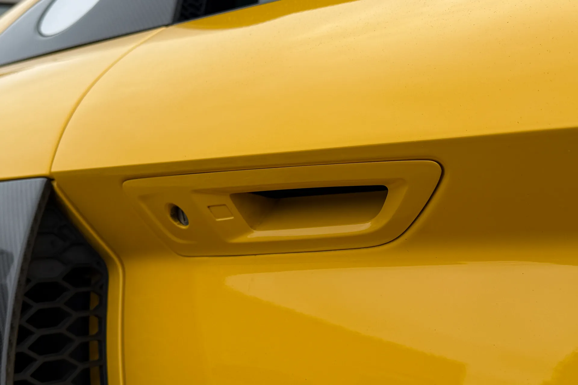 Audi R8 thumbnail image number 61