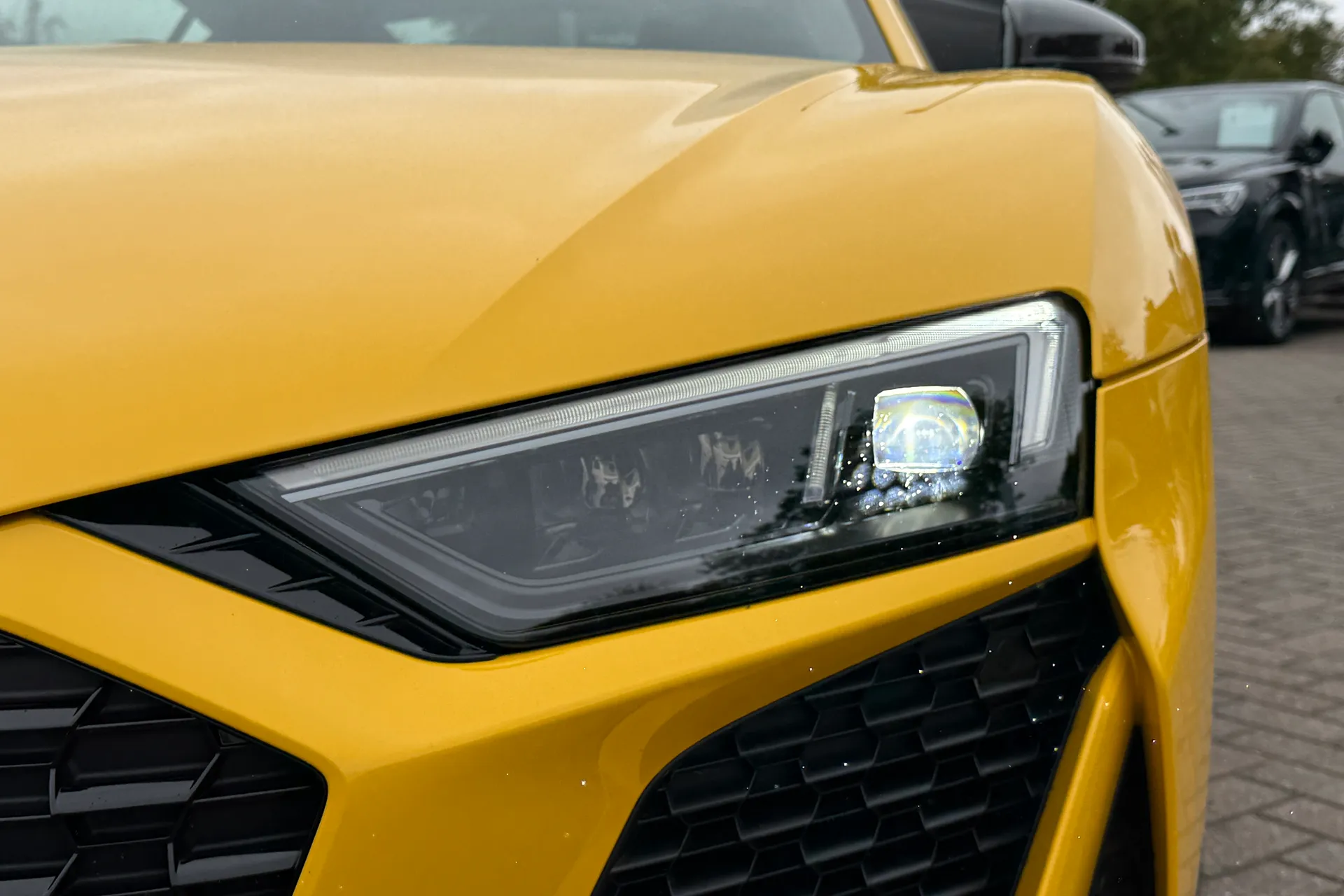 Audi R8 thumbnail image number 62