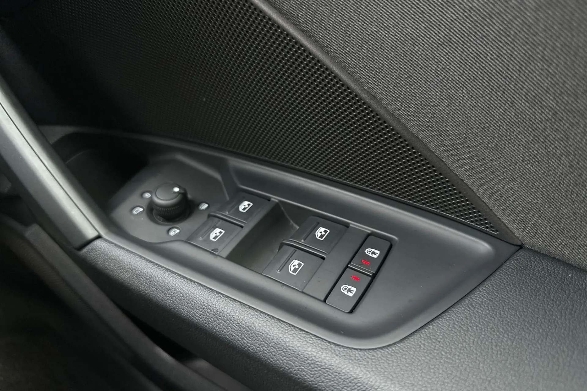 Audi A3 thumbnail image number 42