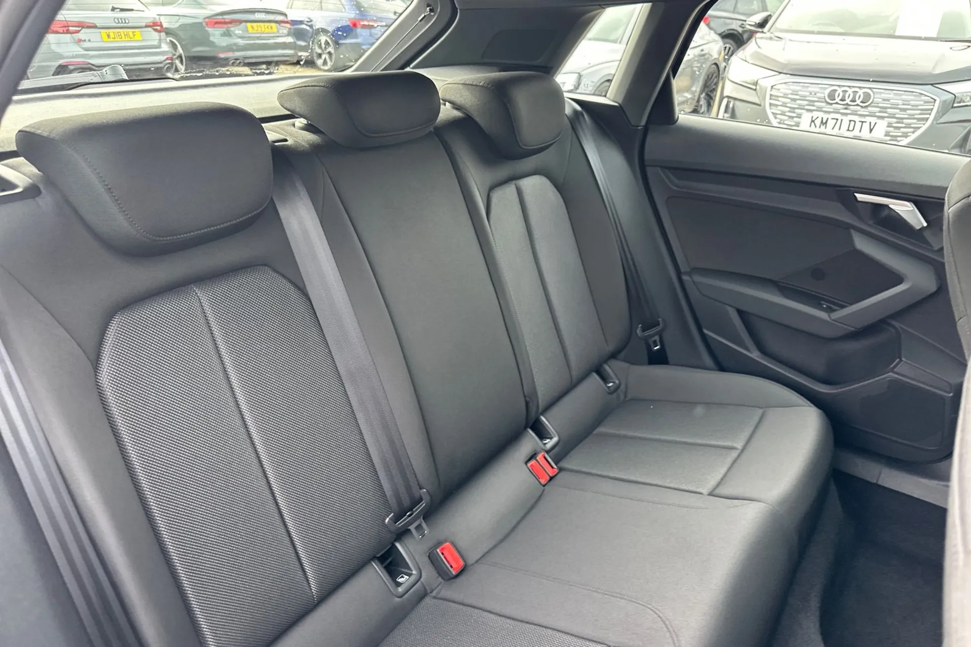 Audi A3 thumbnail image number 29