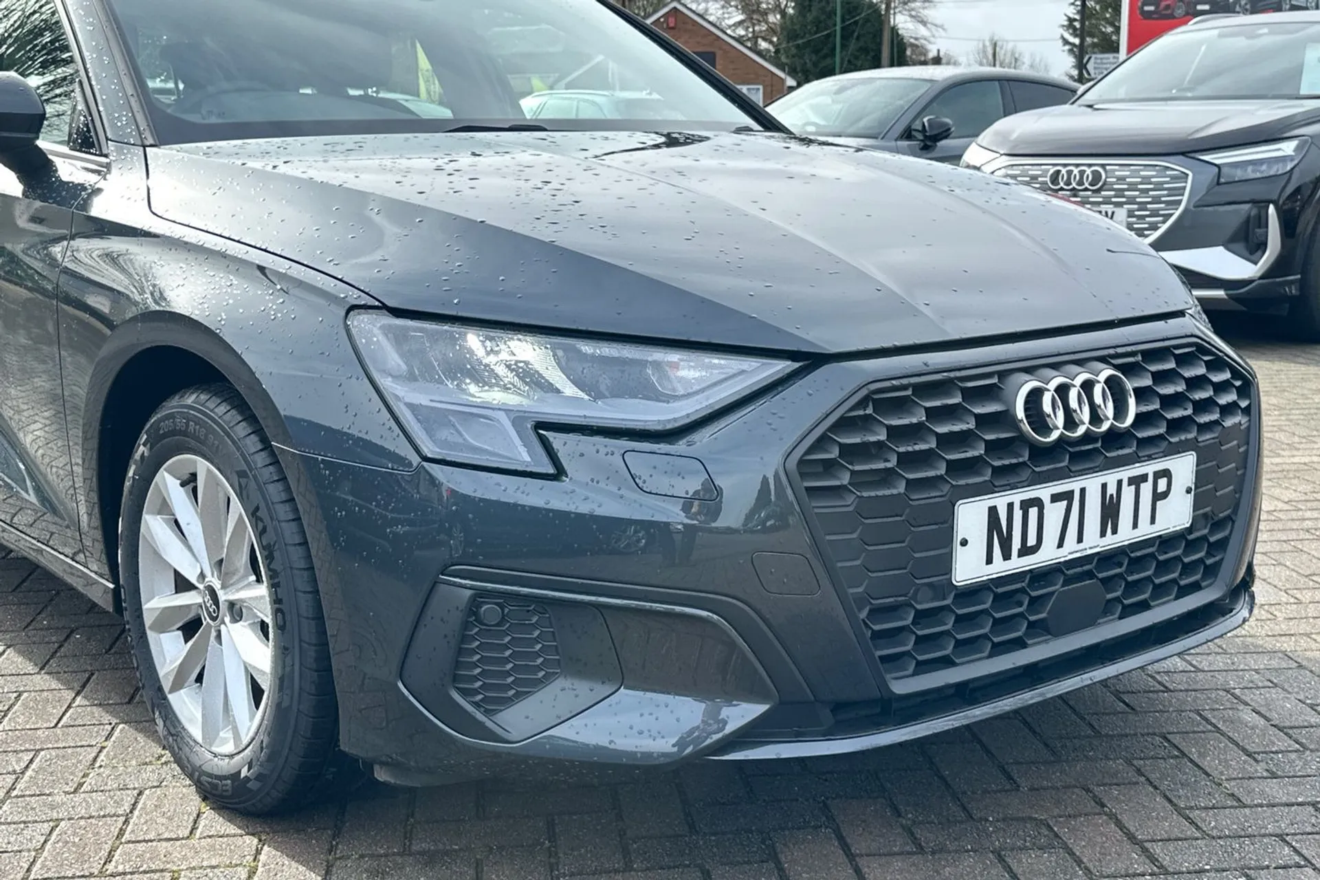Audi A3 thumbnail image number 44