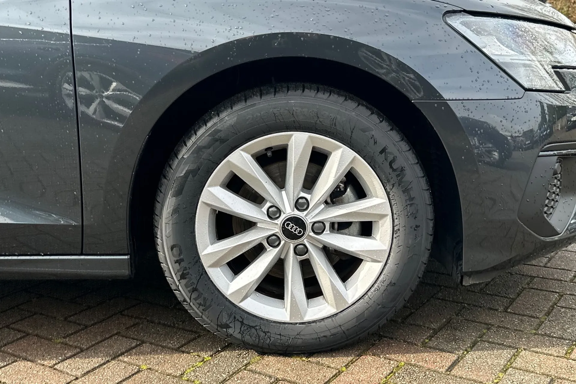 Audi A3 thumbnail image number 9