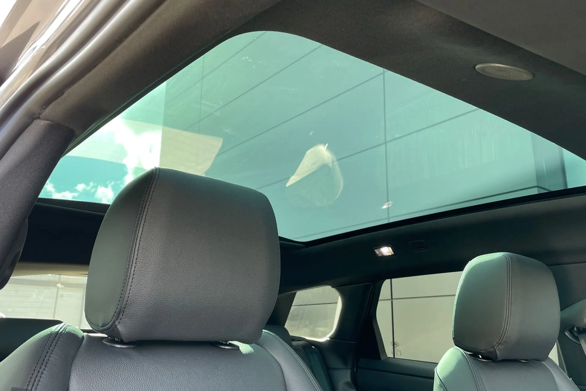 LAND ROVER RANGE ROVER EVOQUE thumbnail image number 8