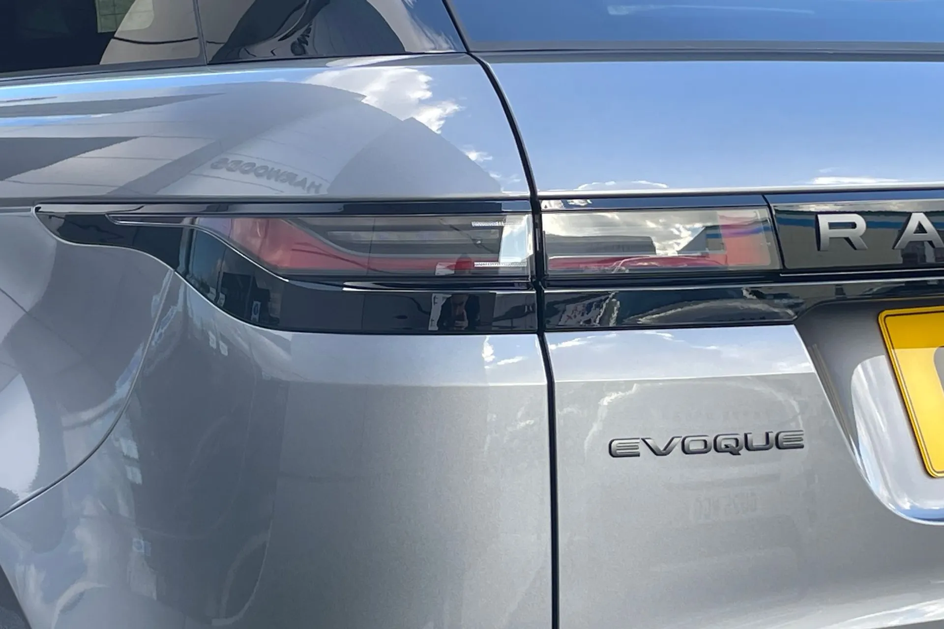 LAND ROVER RANGE ROVER EVOQUE thumbnail image number 42