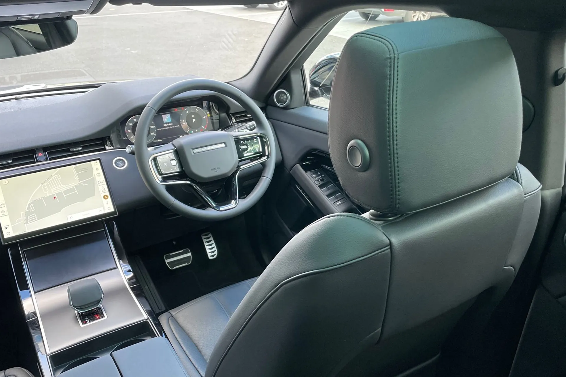 LAND ROVER RANGE ROVER EVOQUE thumbnail image number 40