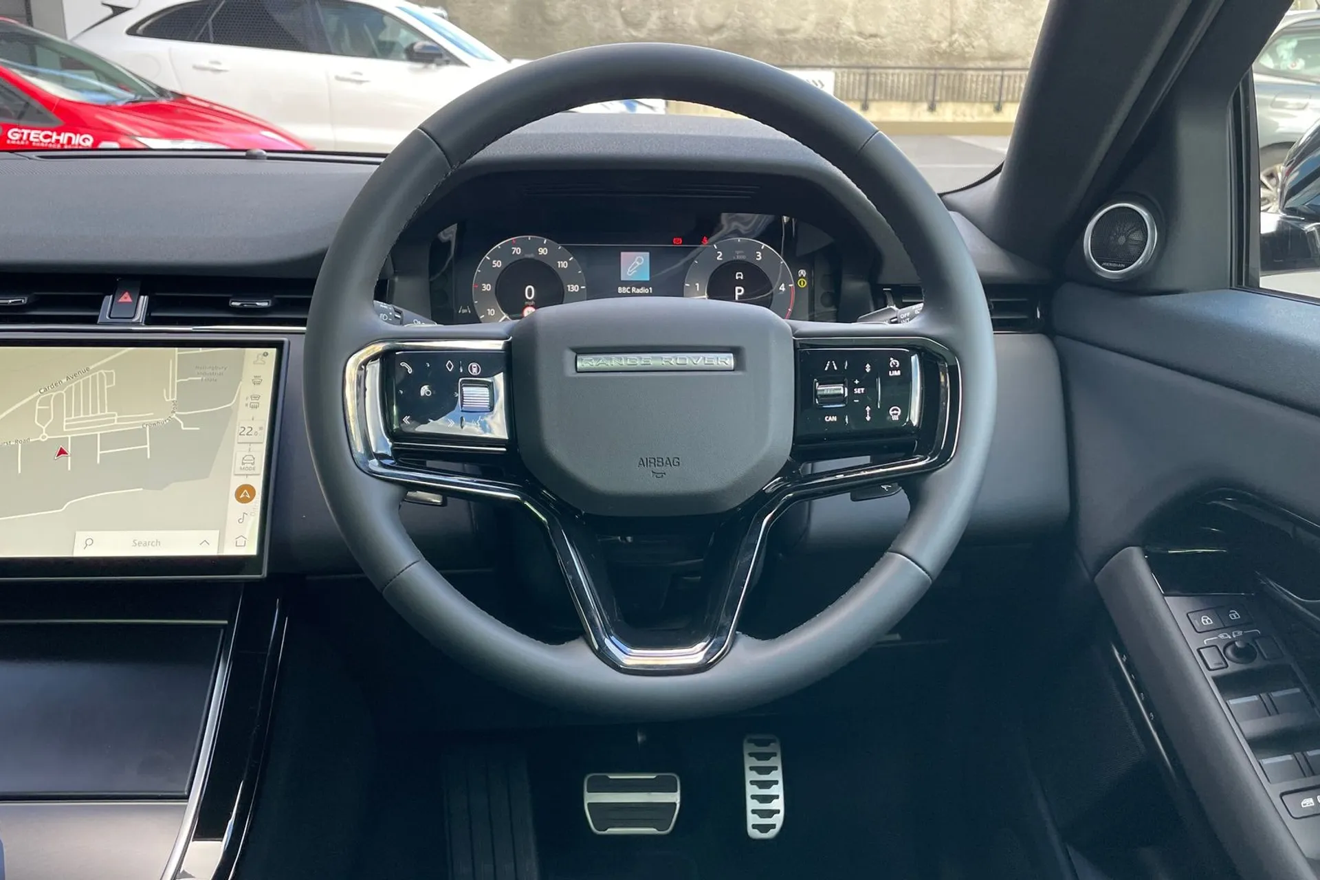 LAND ROVER RANGE ROVER EVOQUE thumbnail image number 25