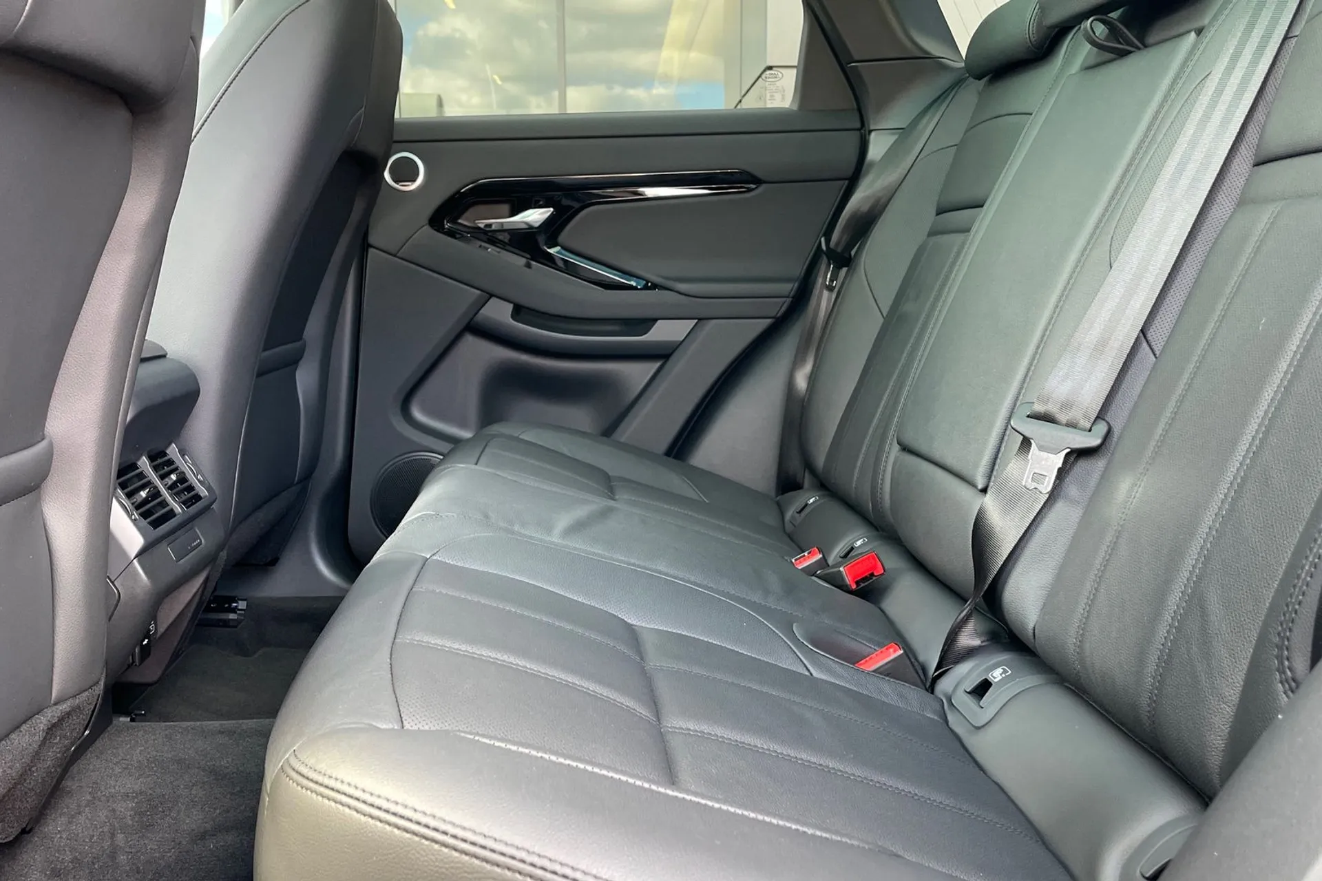 LAND ROVER RANGE ROVER EVOQUE thumbnail image number 48