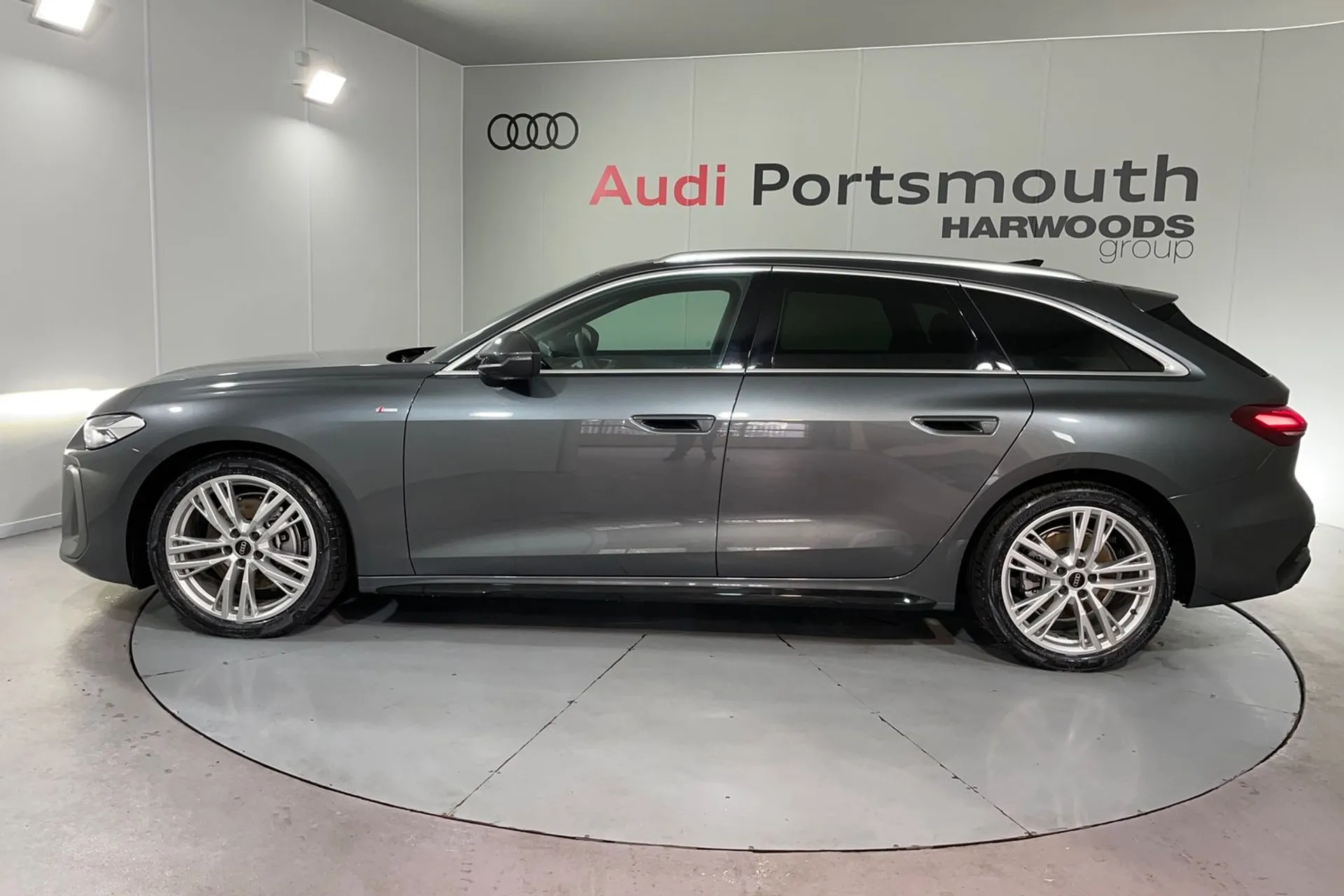 Audi A5 thumbnail image number 11