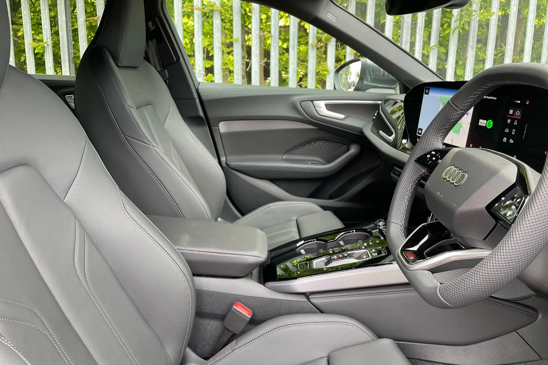 Audi A5 thumbnail image number 25