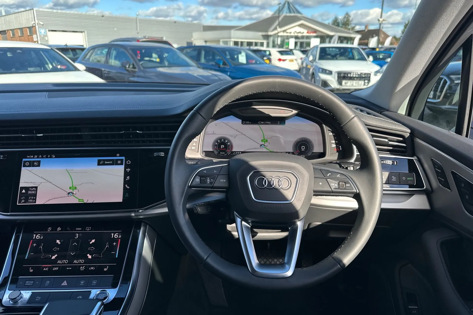 Audi Q7 thumbnail image number 38