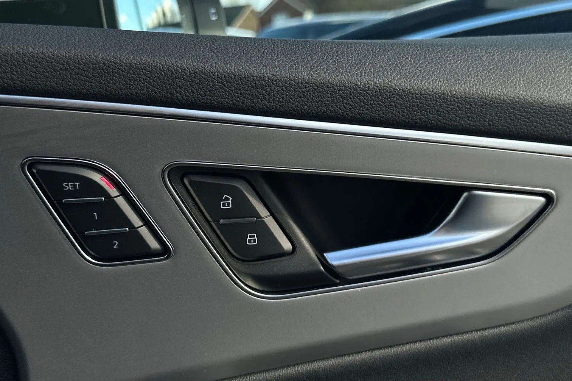 Audi Q7 thumbnail image number 14