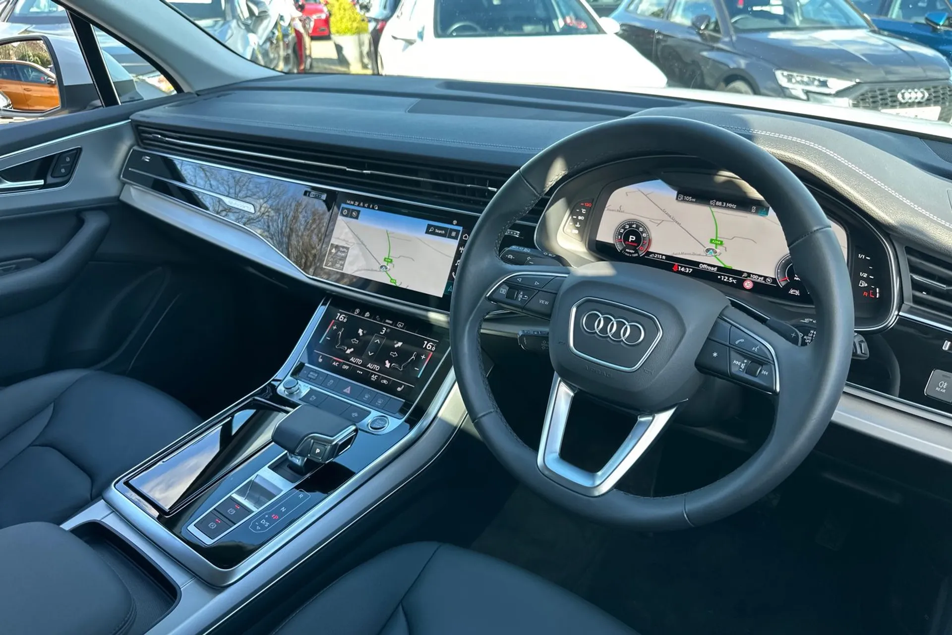 Audi Q7 thumbnail image number 31